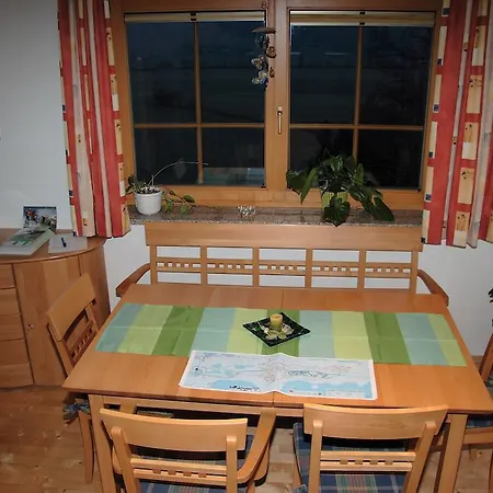 Am Waldrand Миттерзилль